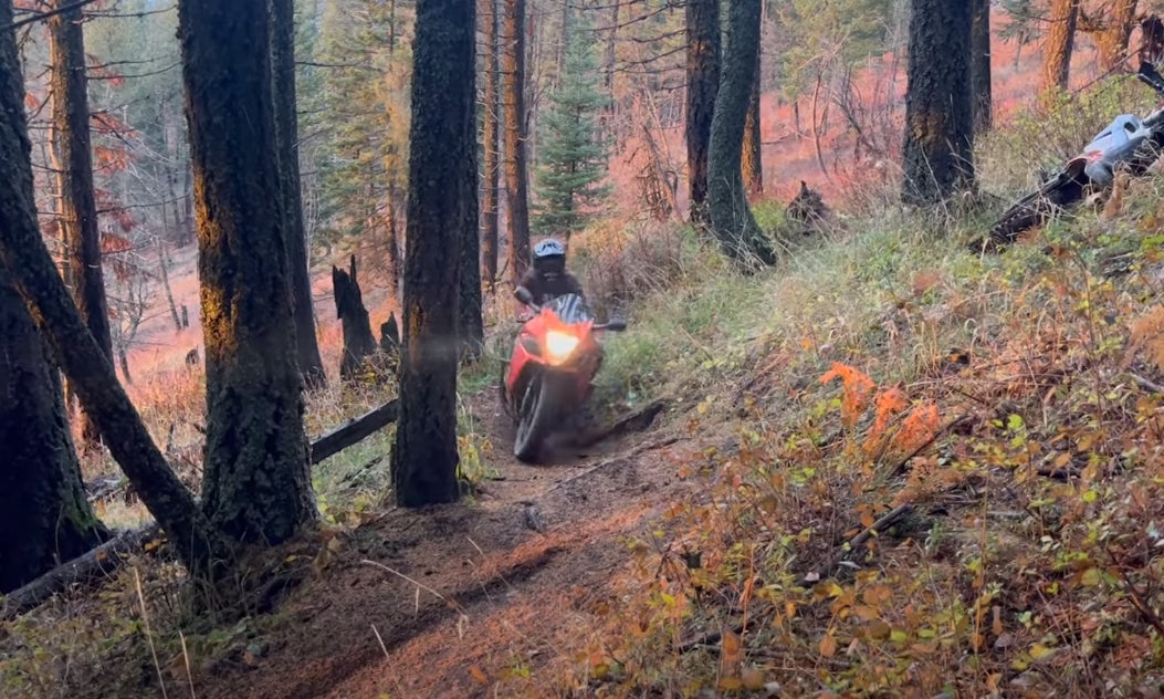 www.advrider.com